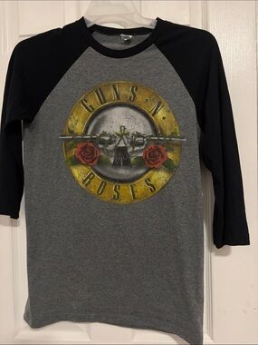 Pacifica Kids Gray & Black Guns N' Roses Raglan Tee